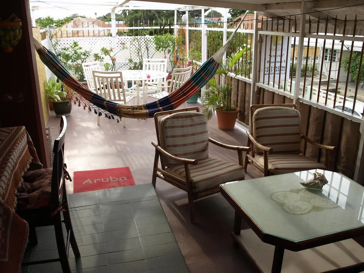 A1 Apartments Aruba Oranjestad 2*,  Aruba